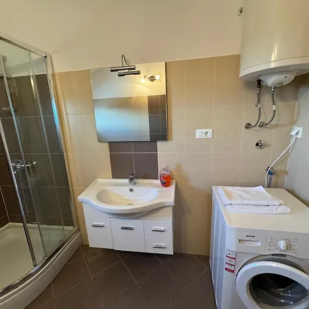 Sbay - Apartma 4 Daire